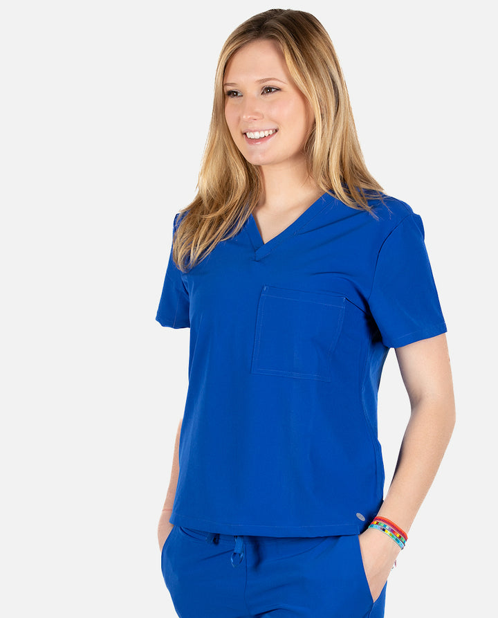 3 Reasons Nurses Keep Choosing To Wear These Scrubs