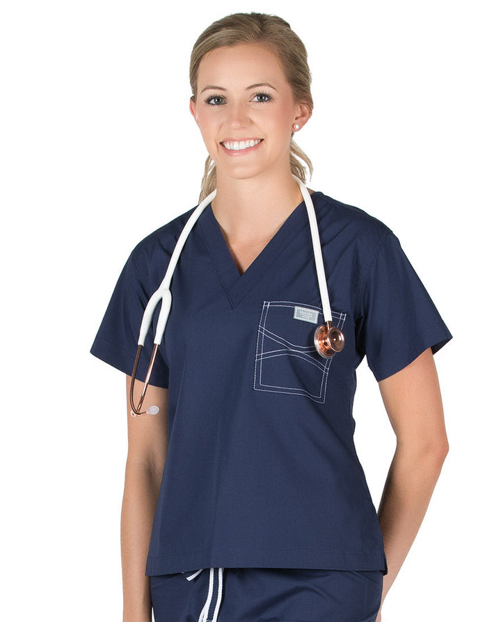 3 Great Reasons To Try This Classic Women's Scrub Outfit